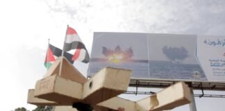indian-vessel-sinks-after-red-sea-attack-off-yemen,-all-14-crew-rescued