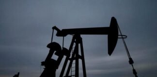 oil-extends-declines-as-investors-await-outcome-of-us-iran-talks
