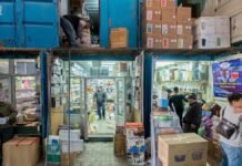 kyrgyzstan’s-dordoi-bazaar,-a-world-made-from-shipping-containers