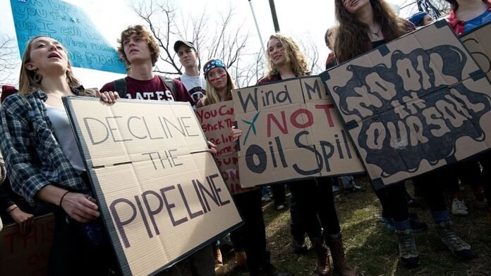 in-montana,-a-controversial-$2b-pipeline-hits-a-speed-bump