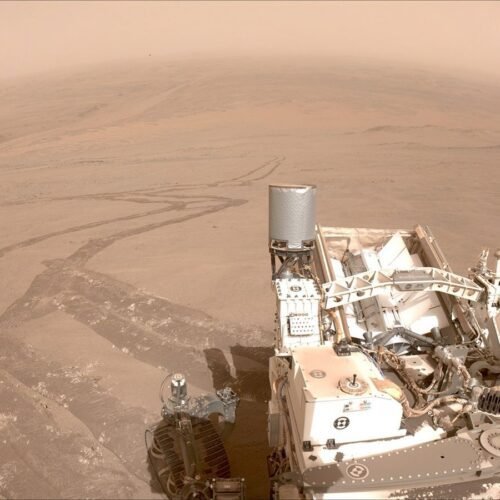 the-first-self-driving-vehicle-on-mars-has-proven-to-be-a-smashing-success the-first-self-driving-vehicle-on-mars-has-proven-to-be-a-smashing-success