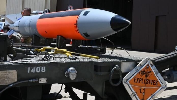us-weighs-tactical-nukes-as-china,-russia-raise-escalatory-stakes