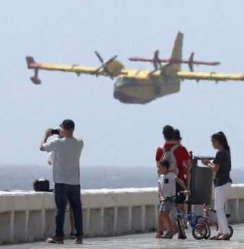 europe’s-biggest-firefighting-force-deployed-as-wildfires-expose-prevention-gap