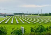 in-rural-communities,-fears-amplified-by-‘ai-slop’-and-social-media-hamper-solar-boom