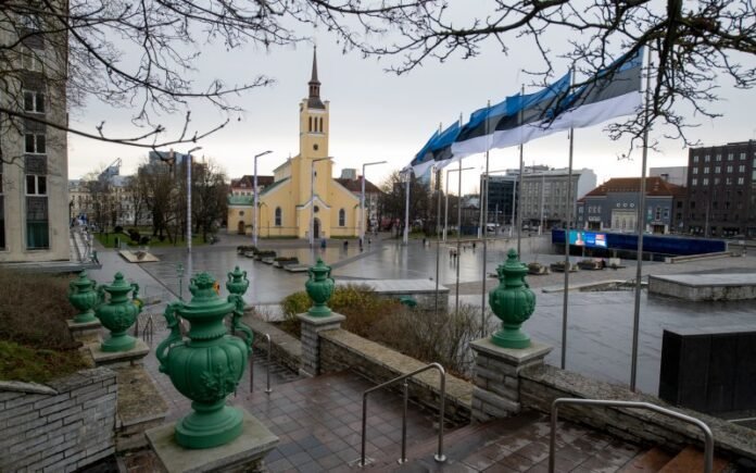 estonia-government-loses-parliament-majority-as-two-mps-defect