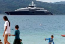 Zuckerberg’s superyacht ignored emergency channel, failed to aid stranded boat zuckerberg’s-superyacht-ignored-emergency-channel,-failed-to-aid-stranded-boat
