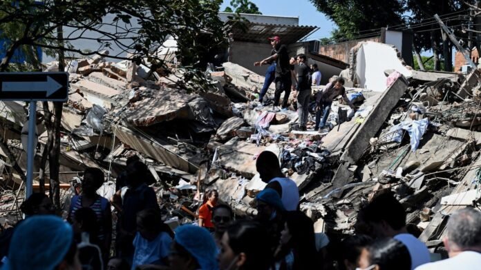 at-least-111-killed-as-magnitude-7.4-earthquake-strikes-colombia at-least-111-killed-as-magnitude-7.4-earthquake-strikes-colombia