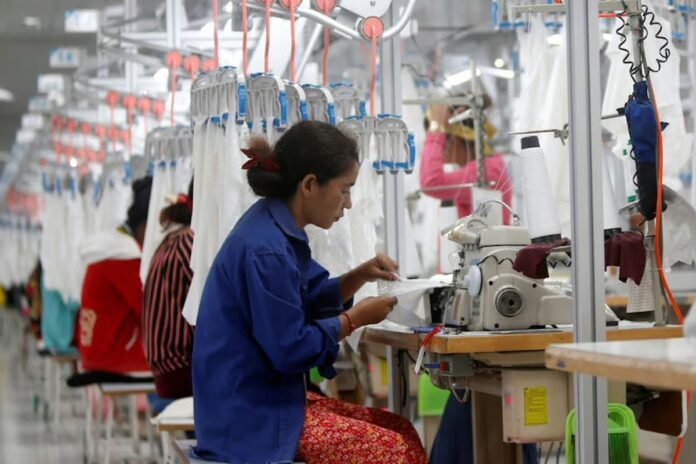 clock-ticking-down-on-cambodia’s-growth-momentum