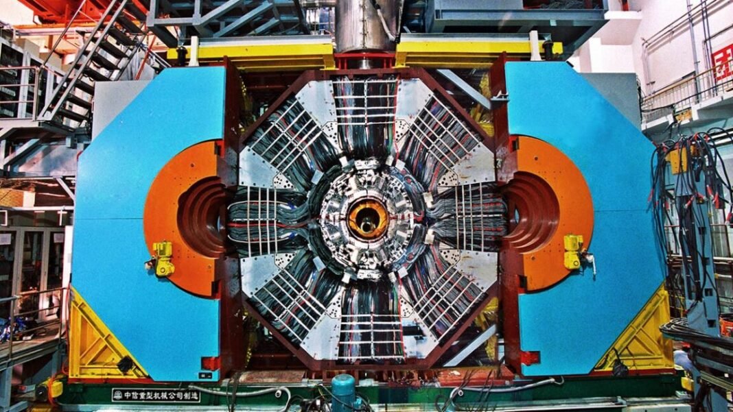 have-physicists-finally-discovered-glueballs?-new-evidence-points-to-yes. have-physicists-finally-discovered-glueballs?-new-evidence-points-to-yes.