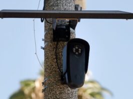 flock-“can’t-tech-its-way-out”-of-the-stalker-cop-problem,-experts-say