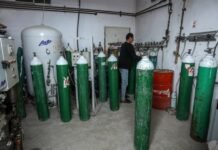 22-oxygen-stations-out-of-service-in-gaza-amid-israeli-blockade:-health-ministry
