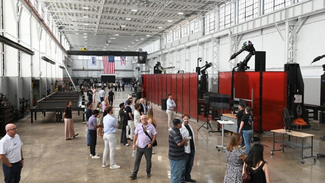 former-spacex-engineers-are-building-a-robotic-factory-for-making-steel-parts