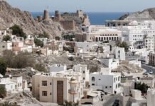 trump-threatens-to-‘bomb-the-shit’-out-of-oman-in-hormuz-dispute