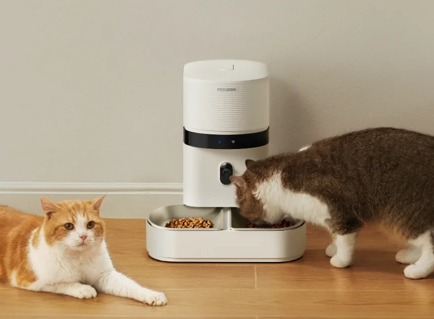 petlibro-accused-of-“gaslighting”-users-over-smart-pet-feeder-outage petlibro-accused-of-“gaslighting”-users-over-smart-pet-feeder-outage