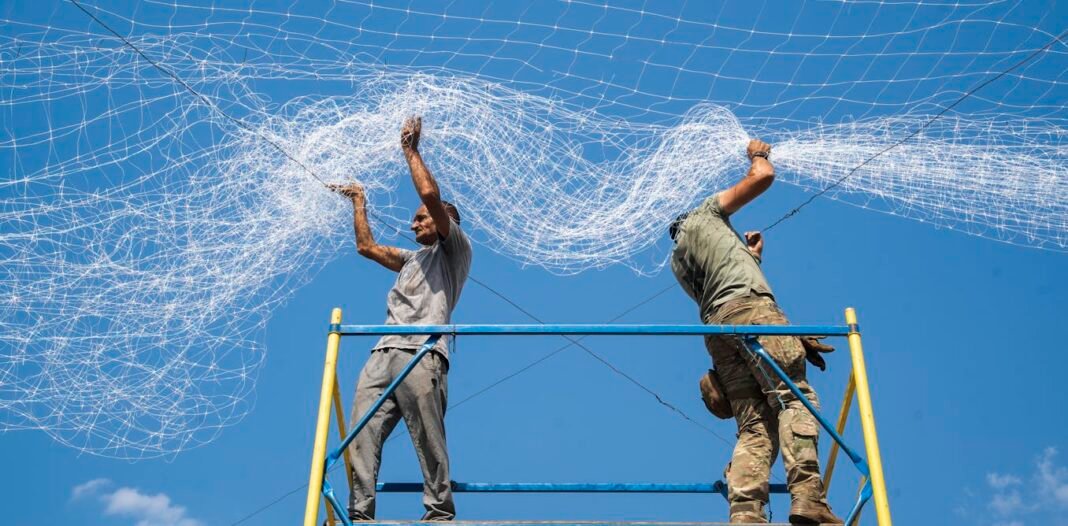 how-drones-are-taken-down-–-from-nets-and-metal-cages-to-jammers how-drones-are-taken-down-–-from-nets-and-metal-cages-to-jammers