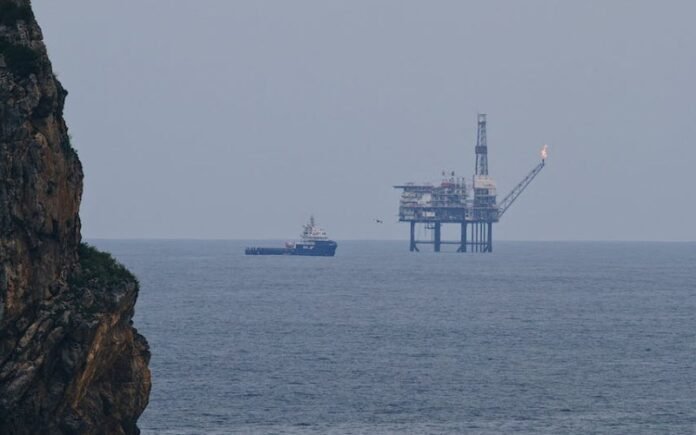 oil-gains-on-middle-east-supply-concerns-amid-impasse-in-us-iran-war