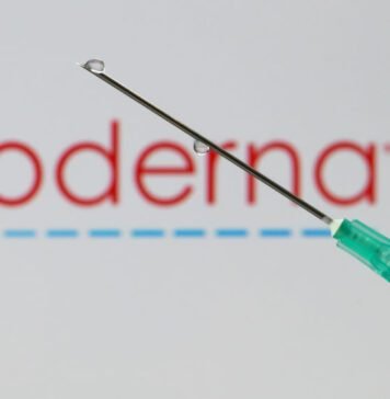 mrna-cancer-vaccine-succeeded-in-phase-3-melanoma-trial,-moderna-and-merck-say