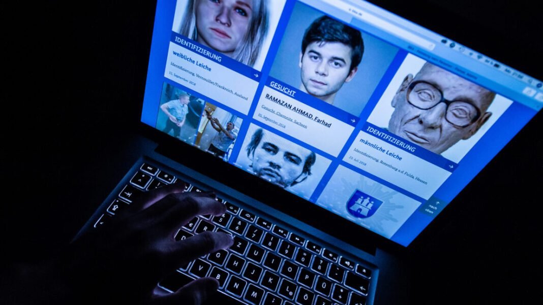reverse-lookup-service-exposed-millions-of-photos-of-people’s-faces reverse-lookup-service-exposed-millions-of-photos-of-people’s-faces