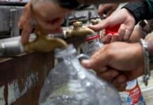 puerto-rico-is-rationing-water,-but-many-residents-stopped-trusting-the-tap-long-before-the-drought