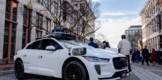 waymo-doubles-spending-on-lobbying-in-robotaxi-battle-with-uber