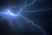 thunder-+-fiber-optic-cabling-used-for-seismic-imaging