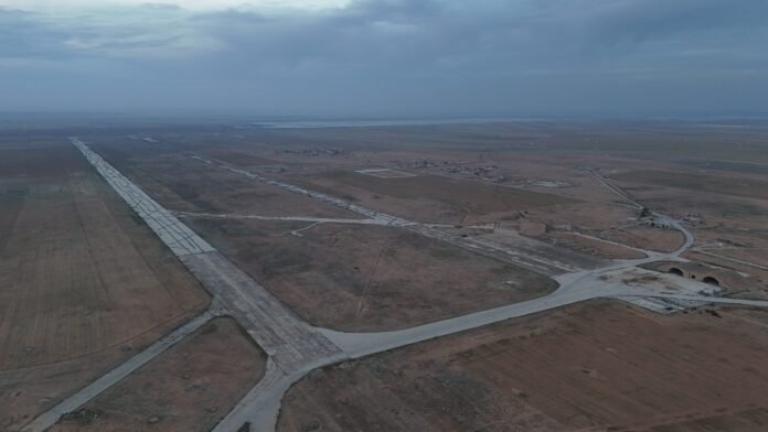 israel-and-turkey-trade-warnings-after-strike-on-syrian-airbase
