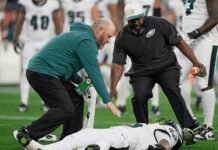 nfl-star-rushed-off-field-and-sent-to-hospital-(video)
