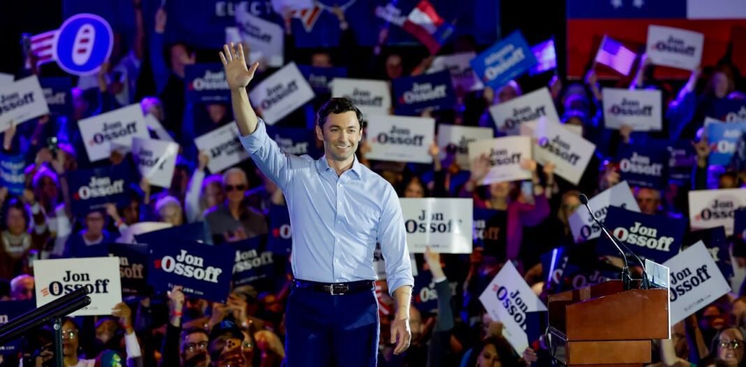 us-midterm-elections:-democrats-gain-ground-as-trump-faces-growing-voter-discontent us-midterm-elections:-democrats-gain-ground-as-trump-faces-growing-voter-discontent