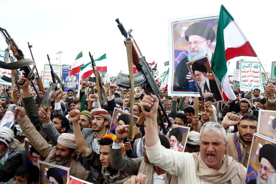 yemen-orders-closure-of-ports-operating-outside-government-law-amid-efforts-to-cut-houthi-arms-supplies yemen-orders-closure-of-ports-operating-outside-government-law-amid-efforts-to-cut-houthi-arms-supplies