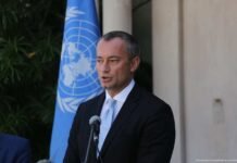hamas-agrees-to-surrender-arms,-relinquish-governance,-peace-board-says