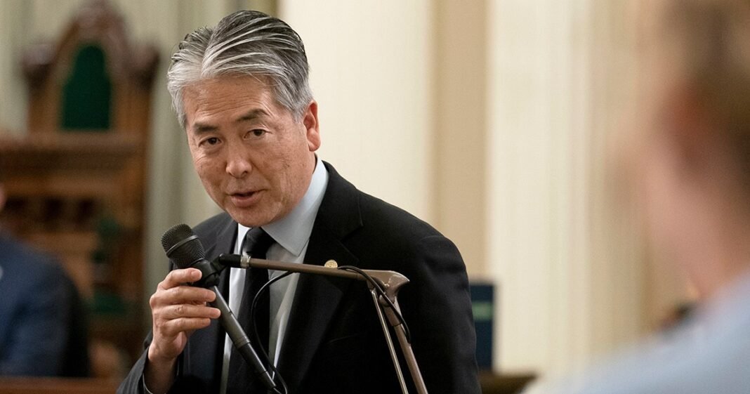 california-lawmakers-pass-bill-to-punish-administrators-who-fail-to-vet-teachers-for-misconduct