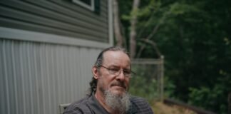 hurricane-helene-killed-his-wife-and-destroyed-his-mobile-home-new-tenants-are-now-renting-the-same-flood-prone-land.