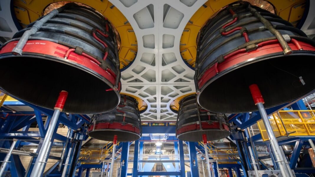 rocket-report:-engines-installed-for-artemis-iii;-long-march-6c-breakup-in-leo