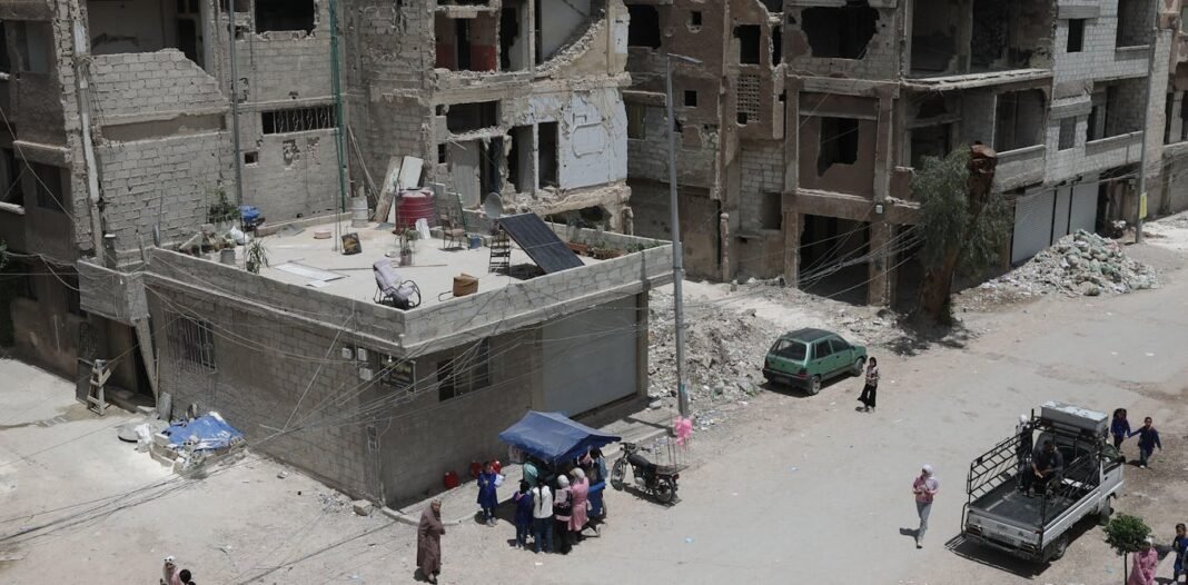 syria:-journey-through-a-country-in-ruins