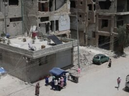 syria:-journey-through-a-country-in-ruins