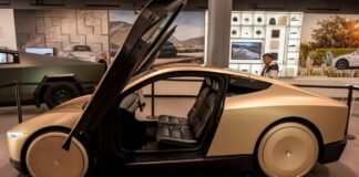tesla’s-cybercab-has-been-deployed,-and-it’s-already-under-investigation