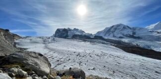 fiber-optic-cables-reveal-‘icequakes’-in-endangered-glaciers
