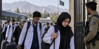 pakistan-orders-afghan-medical-students-home,-bars-new-afghan-admissions