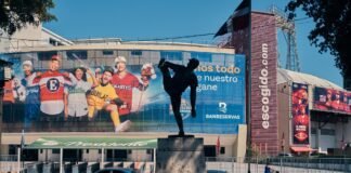 got-a-connection-to-dominican-baseball?-text-us-on-whatsapp.