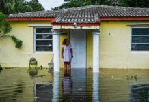as-extreme-weather-worsens,-black-and-hispanic-homeowners-are-paying-more-for-insurance