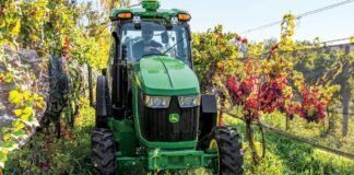 i-fixed-a-tractor-using-john-deere’s-self-repair-service-farmers-aren’t-sold-on-it.