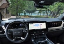 GM gives its most important trucks a new UI—and includes CarPlay gm-gives-its-most-important-trucks-a-new-ui—and-includes-carplay