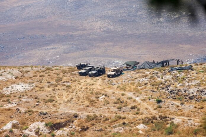 israeli-forces-shell-outskirts-of-beit-jinn,-launch-incursion-into-southern-syria-with-9-military-vehicles israeli-forces-shell-outskirts-of-beit-jinn,-launch-incursion-into-southern-syria-with-9-military-vehicles