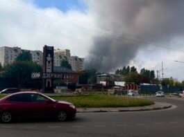ukraine-strikes-moscow-refinery-as-russia-votes-and-kyiv-region-reports-civilian-deaths