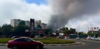 ukraine-strikes-moscow-refinery-as-russia-votes-and-kyiv-region-reports-civilian-deaths