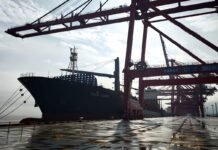 china,-korea-ply-northern-sea-route-as-arctic-alternative-to-suez