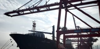 china,-korea-ply-northern-sea-route-as-arctic-alternative-to-suez