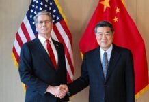 us-china-open-hotline-to-rein-in-runaway-ai