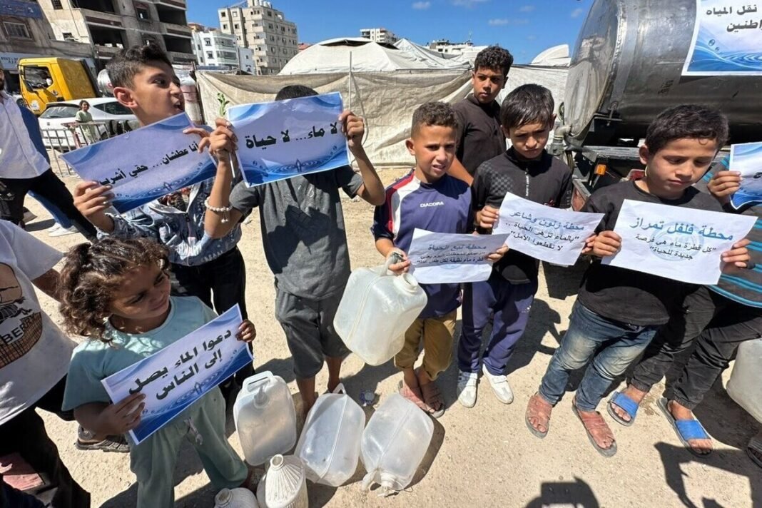 water-station-owners-hold-a-sit-in-to-warn-of-shortages-of-oil,-spare-parts,-and-filters water-station-owners-hold-a-sit-in-to-warn-of-shortages-of-oil,-spare-parts,-and-filters