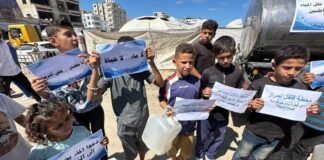 water-station-owners-hold-a-sit-in-to-warn-of-shortages-of-oil,-spare-parts,-and-filters